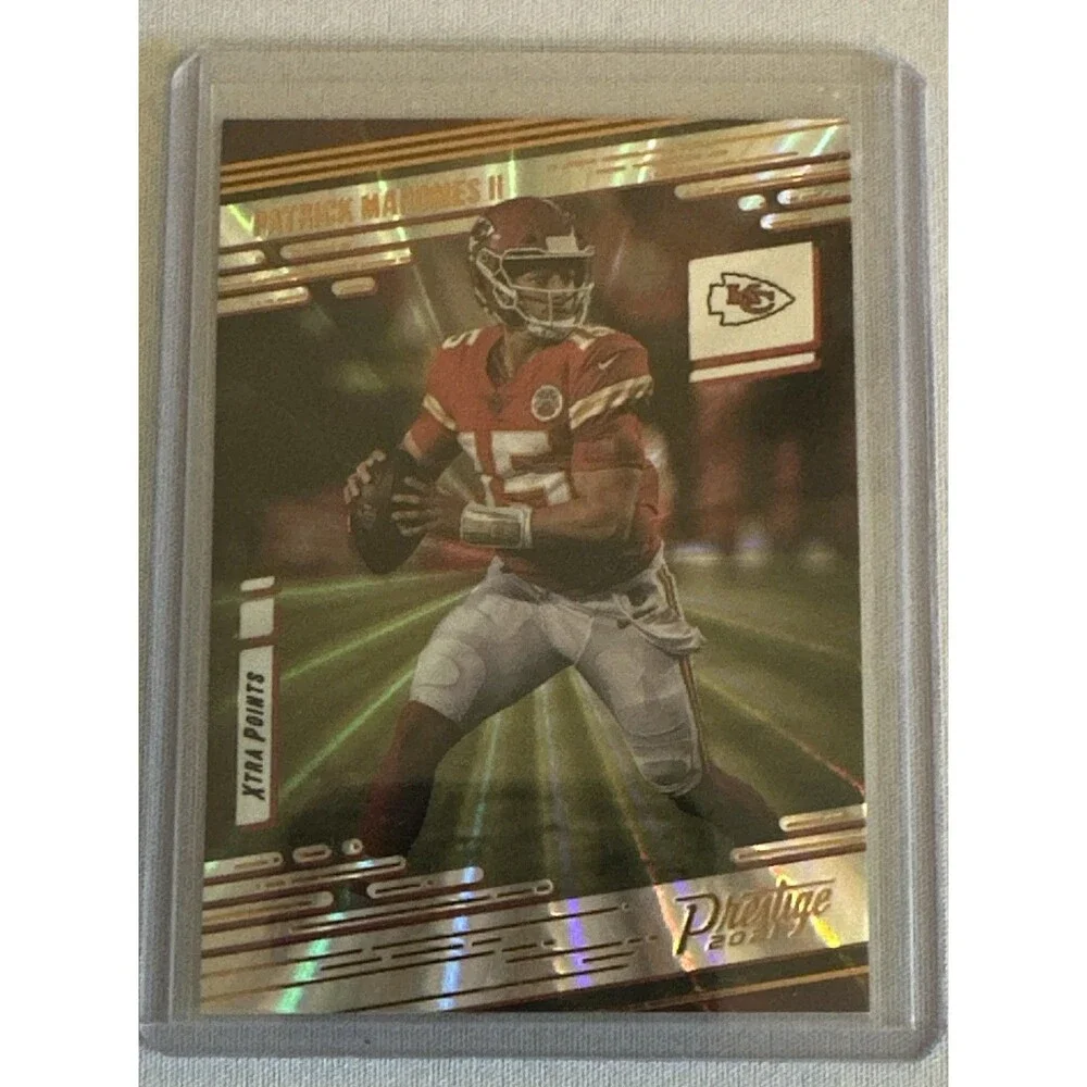 2021 Panini Prestige - Patrick Mahomes II #91 Xtra Points Sunburst